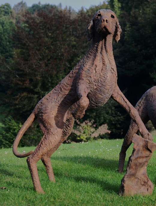 Edward Vandaele - beelden in brons - Jacht hond- Classic Event - galerie de beeldenstorm