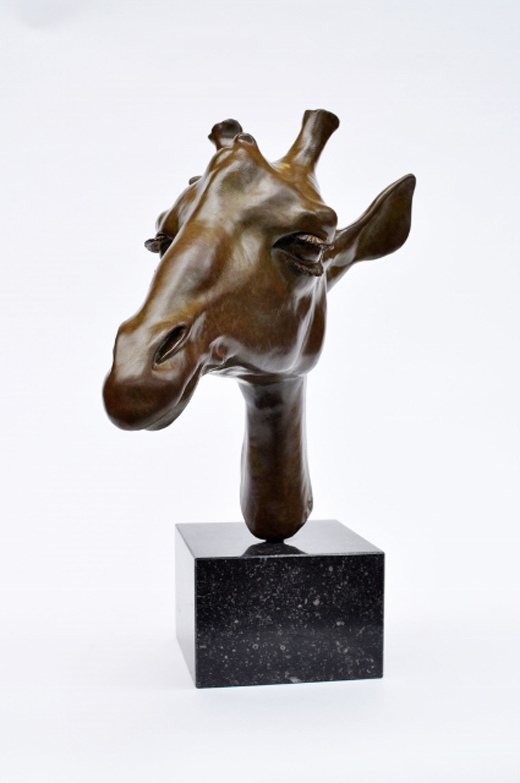 Giraffe - brons_Renee_Marcus_Janssen - galerie de Beeldenstorm