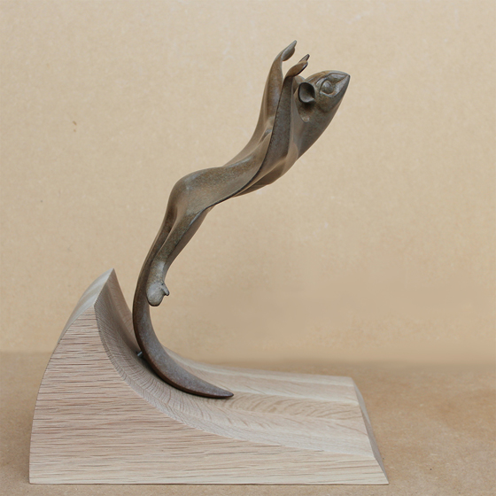 Vliegend eekhoorntje (Anomalurus Beecrofti) Glaucomys volans, southern flying squirrel -   martin hogeweg - beeld in brons - galerie de beeldenstorm